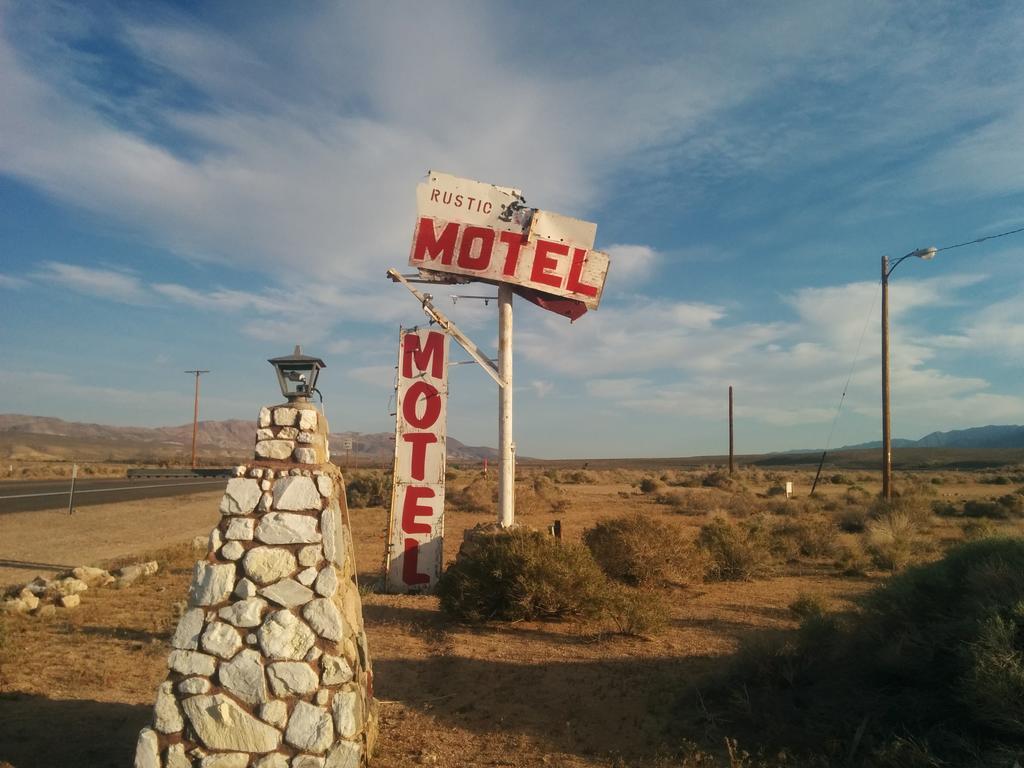 Rustic Oasis Motel Olancha Esterno foto